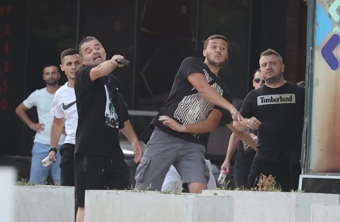 СДСМ го нарече „лажен напад“ инцидентот кај Скендер бег, лажни биле и протестите на народот