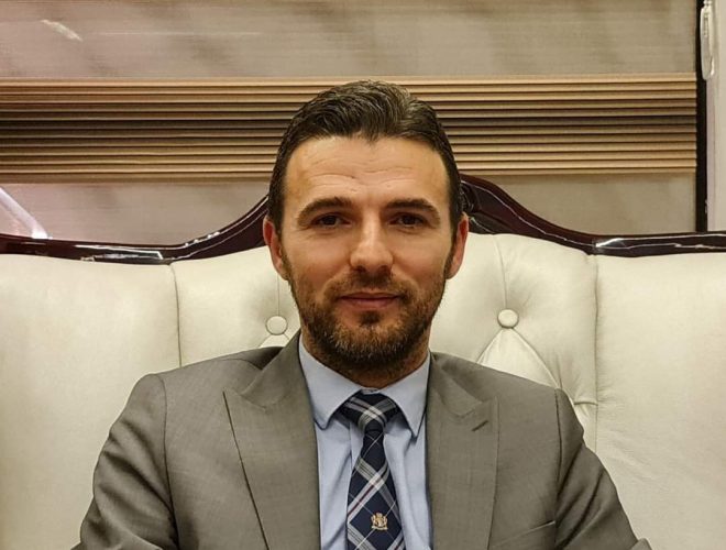 Итно разрешен директорот на Комунална хигиена, брат на пукачот кај Скендер бег