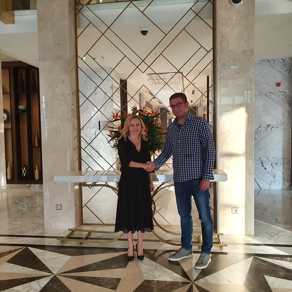 Мицкоски се сретна со хрватската пратеничка Маријана Петир