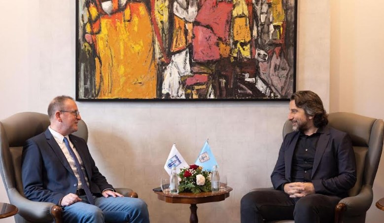 Градоначалникот на Гостивар се сретна со неговиот колега од Приштина