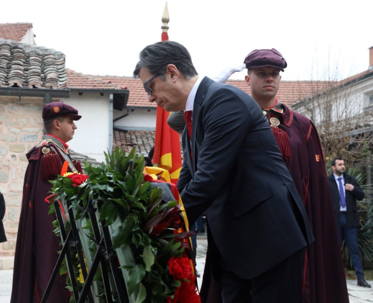 Отако го искритикуваа за изјавата дека „Гоце се декларирал за Бугарин“ , Пендаровски е редовен на гробот на Делчев