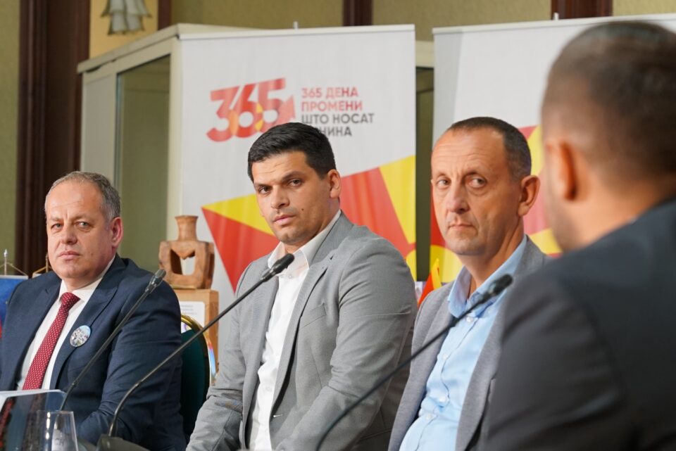 СДС остави голем број на долгови и апатична администрација во голем број на општини, но покрај се реализираме се што е ветено