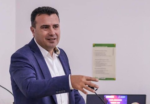 Заев се јави:  Ова е време на борба на умерените со радикалите