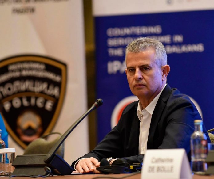 Буши: Патував приватно поради здравствени причини, не знам кој ја платил сметката и колку чинел престојот