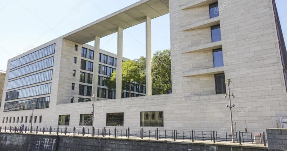 Германија протера двајца ирански дипломати
