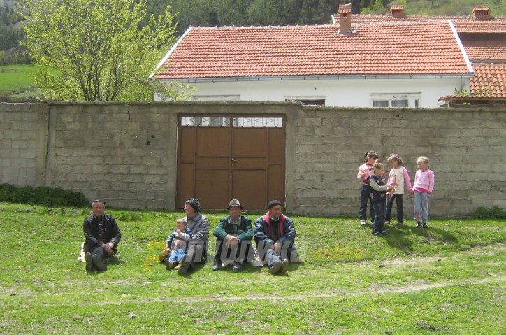 Бугарија сака и Македонците од областа Гора да ги направи Бугари