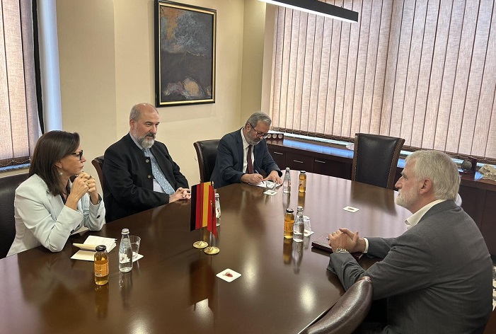 Мендух Тачи го прими германскиот амбасадор