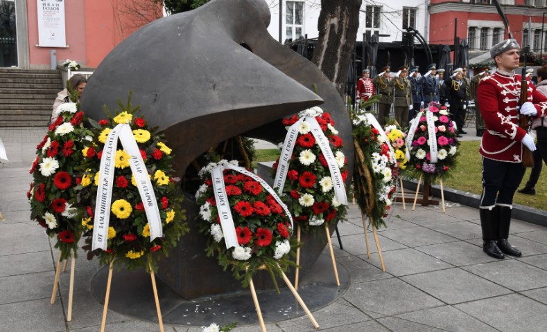 Евреите бараат Бугарија да не ја искривува историјата, Јотова најави музеј за нивното „спасување“