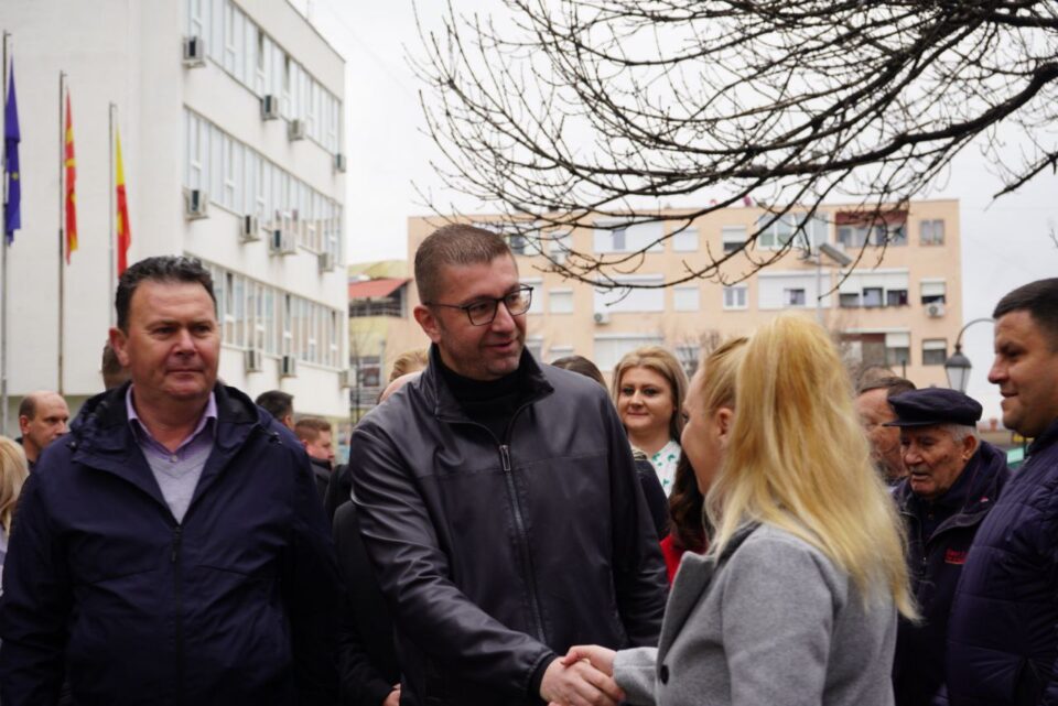 Мицкоски за 8 Mарт: Потребни се промени, ако сакаме здраво општество базирано на еднаквост, не декларативна заложба за еднаквост