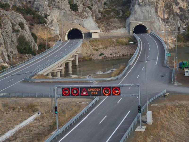 Од утре изменет сообраќаен режим на делницата Демир Капија – Неготино поради градежни активност