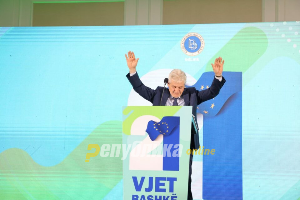 Алтернатива прашува: Колку внуци-генијалци има Ахмети?