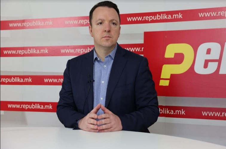 Интервју на Александар Николоски со Насер Селмани