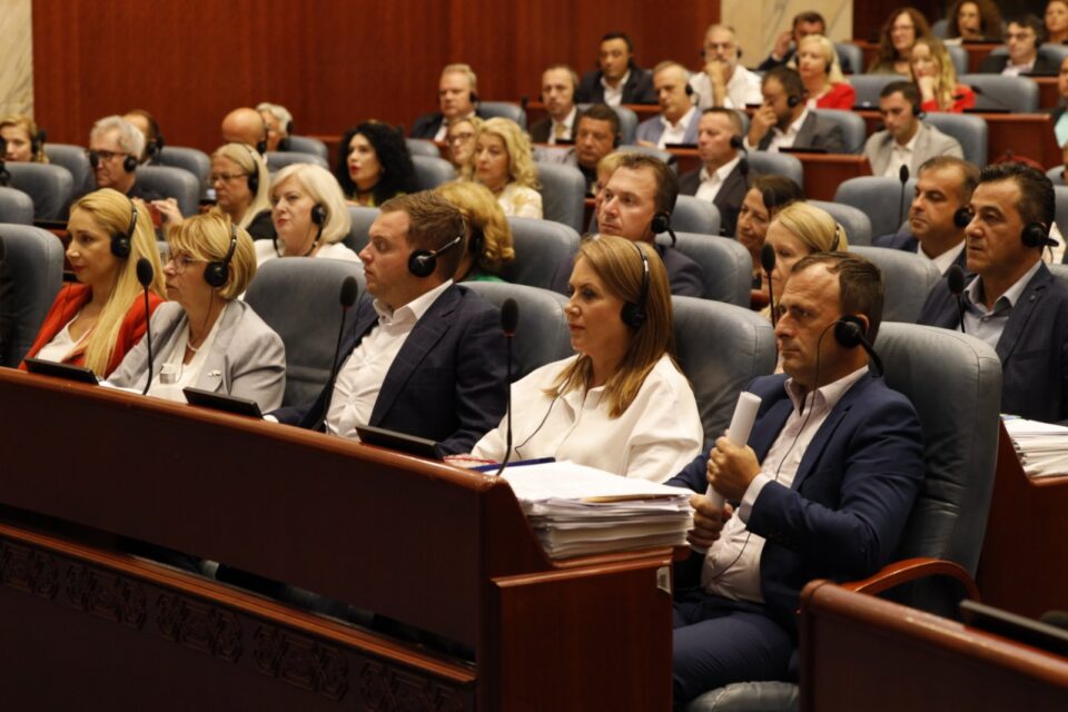 Декларацијата за Илинден е празна и сплескана „на две на три“