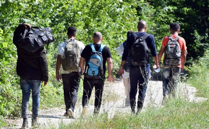 Пронајдени осум мигранти од Сирија, уапсен човекот за кој се претпоставува дека ги возел
