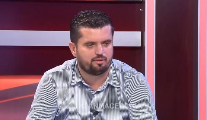 Како директор на Онкологија извадил документ за канцер за мајка си?