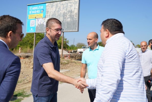 Мицкоски: Повикувам Европа да не дозволи во 21 век повторно руските интереси на Балканот да бидат реалност и да се случи асимилација на македонскиот народ